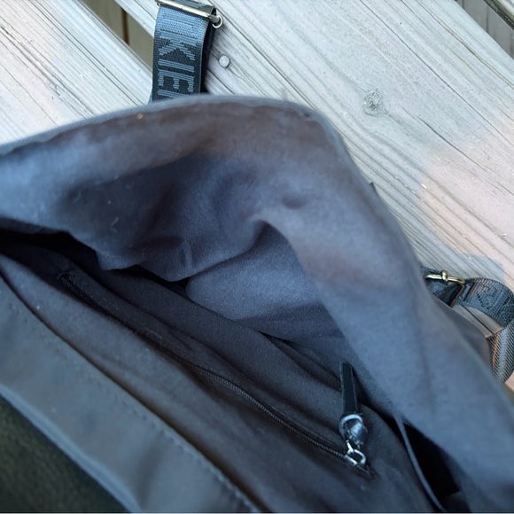 Botkier New York Trigger Mini Backpack - Picture 4 of 6